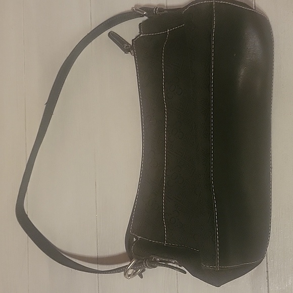 Liz and Co shoulder bag - Picture 2 of 10